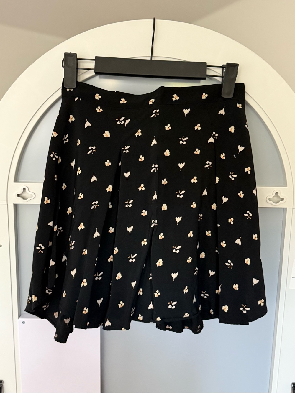 Cooperative Floral Skater Skirt | Size 0 | Excellent